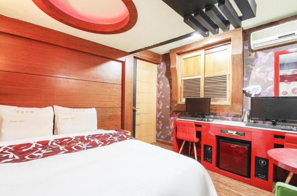 Couple Motel Seul Dış mekan fotoğraf