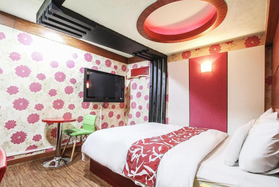 Couple Motel Seul Dış mekan fotoğraf